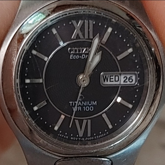 Citizen Eco-drive - Picture 2 of 5